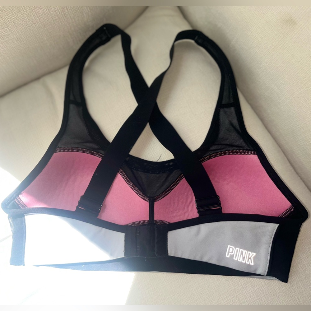 VS sports bra
